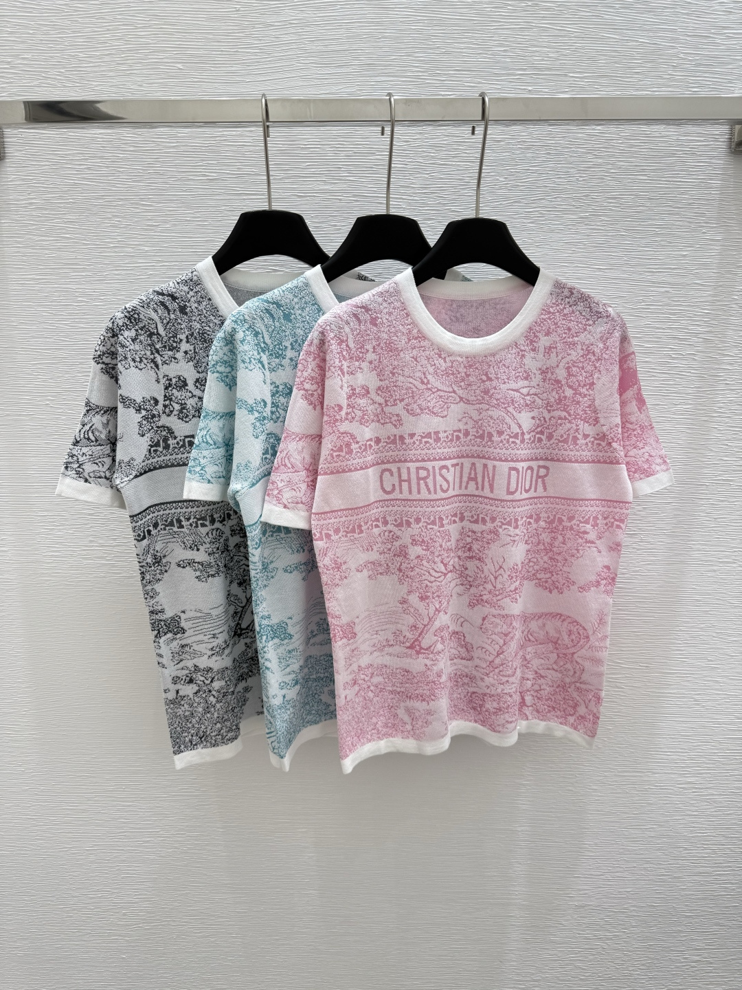 NO:428562,D Home New Summer Style Round Neck Tiger Knit Short Sleeve Color Pink Green Black Size 36.38.40, Dior, T-shirt, alexander wang19860909D家 夏季新款 圆领老虎针织短袖 颜色粉色 绿色 黑色 尺码36.38.40,,dior,T-shirt,alexander wang,Women's clothing