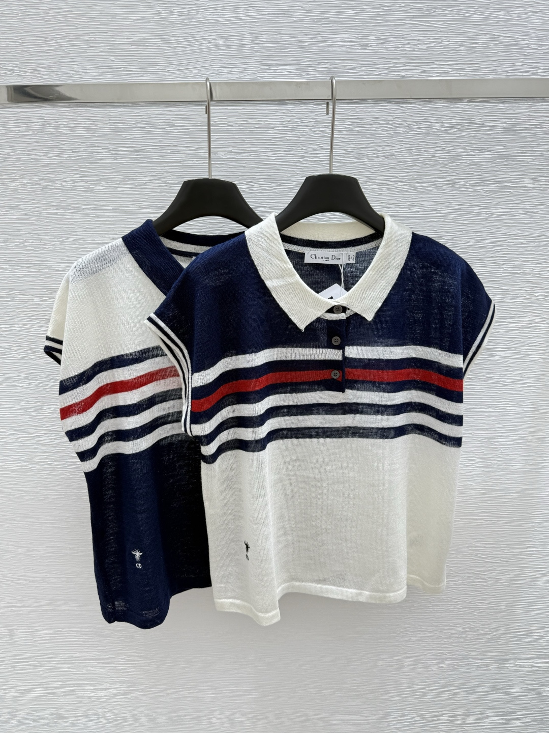 NO:428586,D Home New Summer Lapel Striped Knitted Vest Color White Royal Blue Size 36.38.40, Dior, Alexander wang19860909D家 夏季新款 翻领条纹针织背心 颜色白色 宝蓝色 尺码36.38.40,,dior,alexander wang,Women's clothing