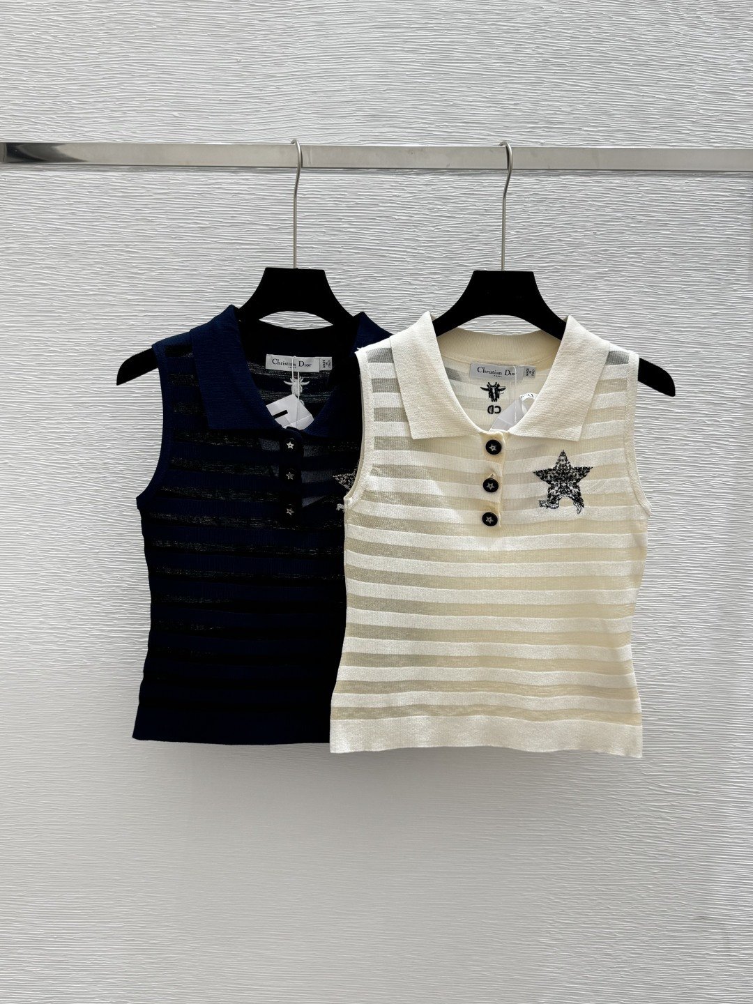 NO:429103,D Home New Summer Striped Embroidered Lapel Knitted Vest Color Gold Royal Blue Size 36.38.40, Dior, Alexander Wang19860909D家 夏季新款 条纹刺绣翻领针织背心 颜色金色 宝蓝 尺码36.38.40,,dior,alexander wang,Women's clothing