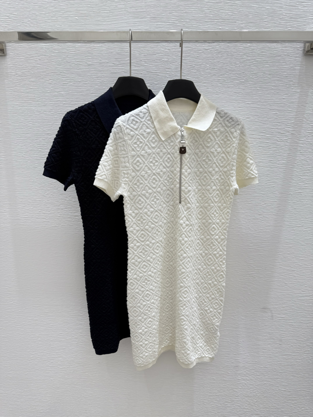 NO:429843,L Home Summer New Style Solid Color Zipper Knitted Dress Color White Royal Blue Size 36.38.40, Louis vuitton, skirts, alexander wang19860909L家 夏季新款 纯色拉链针织连衣裙 颜色白色 宝蓝色 尺码36.38.40,,louis vuitton,skirts,alexander wang,Women's clothing