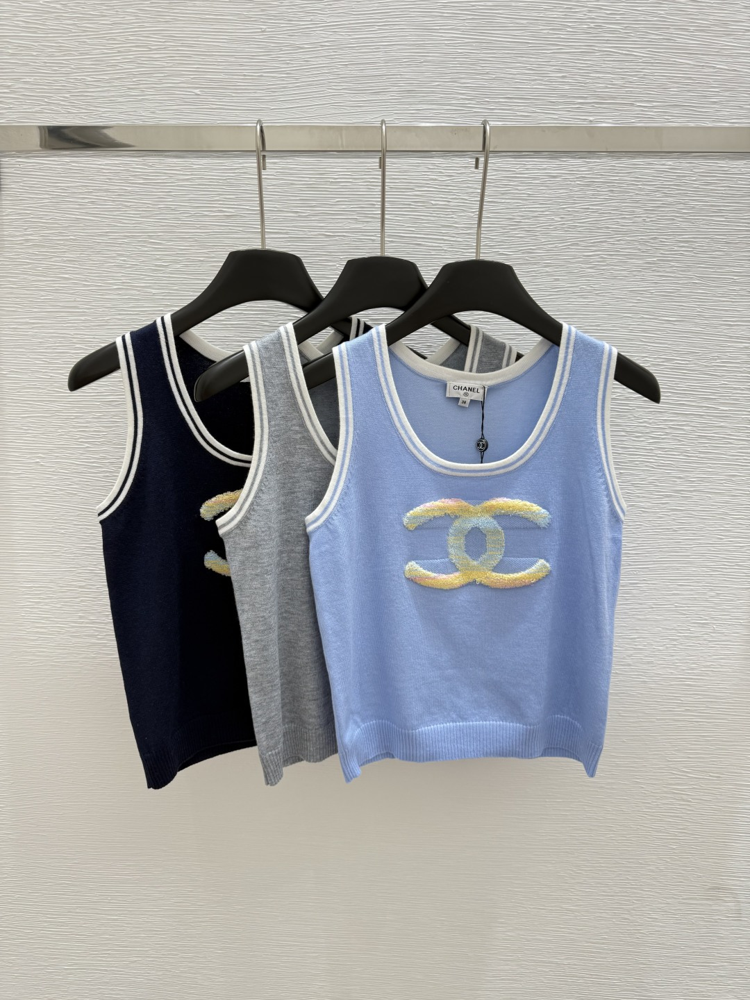 NO:429885,CH Home Summer New Style Round Neck Knitted Vest Color Royal Blue Gray Blue Size 36.38.40,,alexander Wang19860909CH家 夏季新款 圆领针织背心 颜色宝蓝色 灰色 蓝色 尺码36.38.40,,alexander wang,Women's clothing