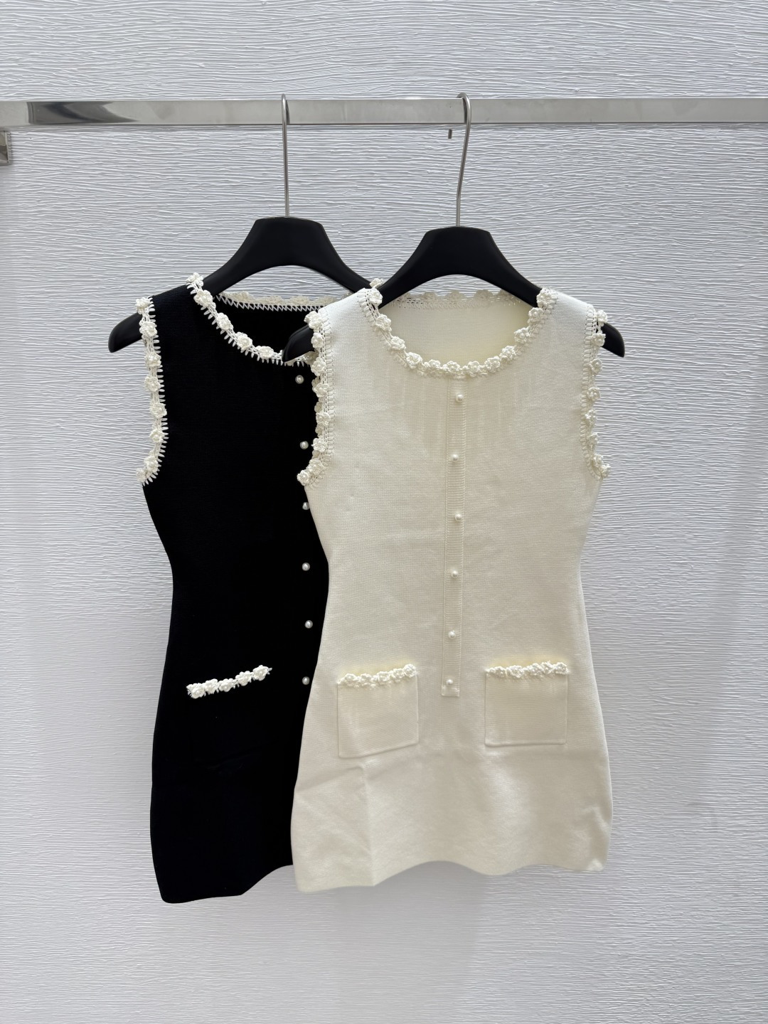NO:425524,S Home Summer New Style Round Neck Beaded Knitted Vest Dress Color White Black Size 36.38.40, Skirts,alexander wang19860909S家 夏季新款 圆领钉珠针织背心连衣裙 颜色白色 黑色 尺码36.38.40,,skirts,alexander wang,Women's clothing
