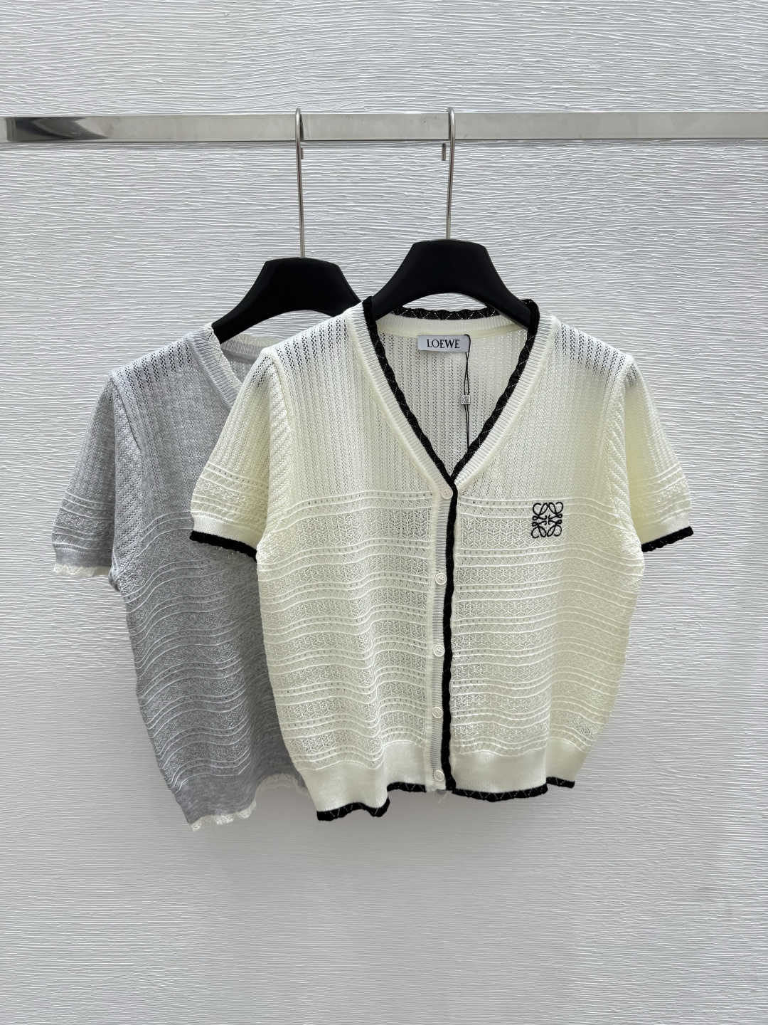 NO:431947,LO Home New Summer Cardigan Knitted Long Sleeve Color White Gray Size 36.38.40, Alexander Wang19860909LO家 夏季新款 开衫针织长袖 颜色白色 灰色 尺码36.38.40,,alexander wang,Women's clothing