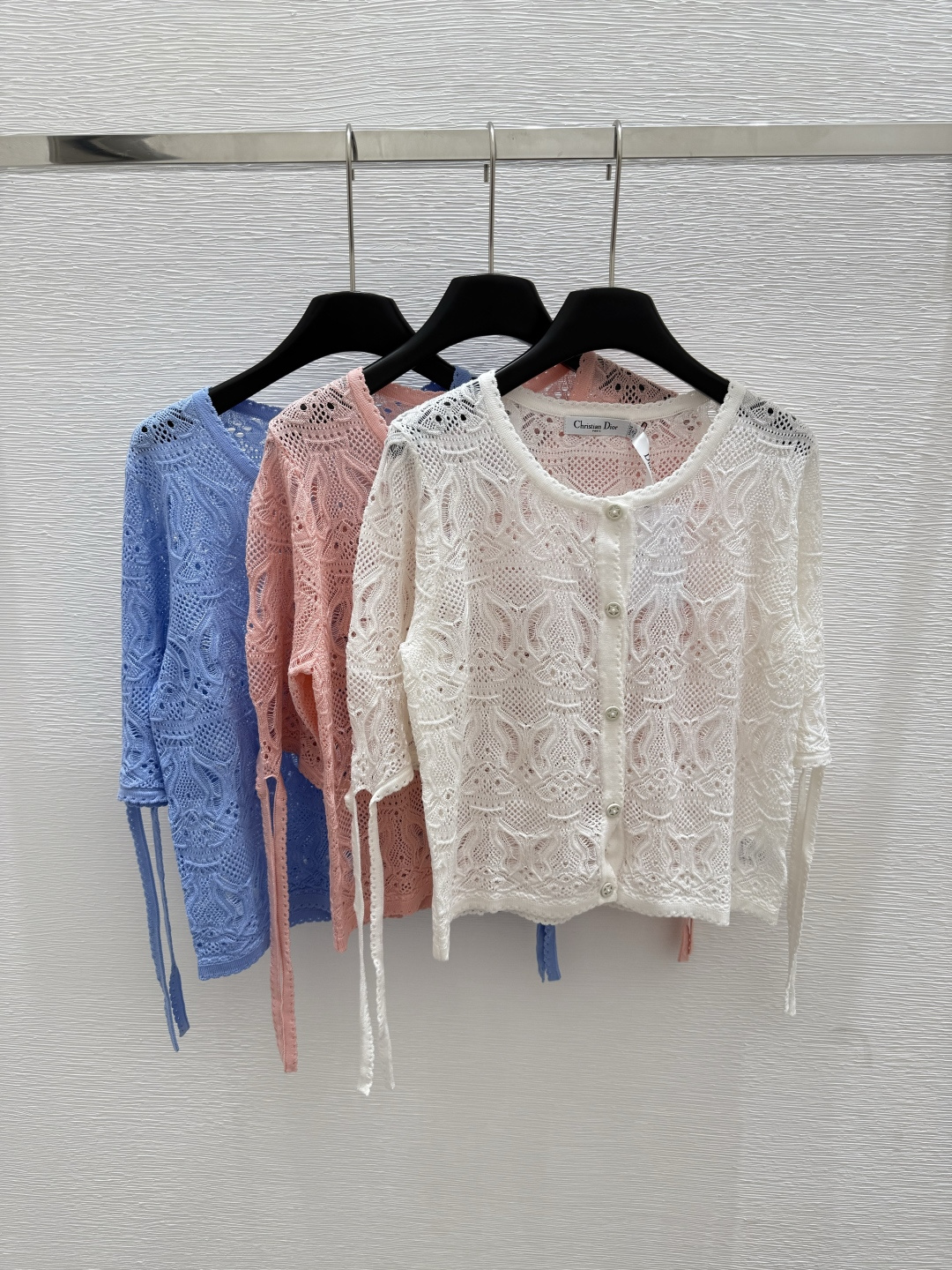 NO:431963,D Home Summer New Style Hollow Knit Cardigan Color White Blue Pink Size 36.38.40, Dior, Alexander wang19860909D家 夏季新款 镂空针织开衫 颜色白色 蓝色 粉色 尺码36.38.40,,dior,alexander wang,Women's clothing