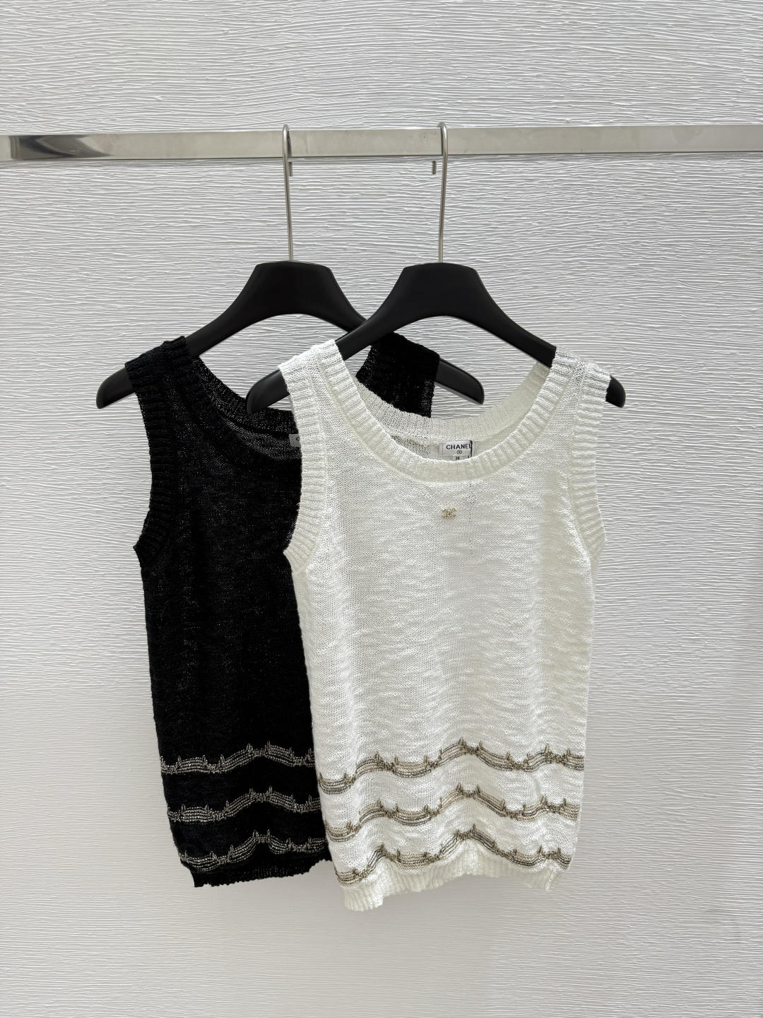 NO:431982,CH Home Summer New Style Striped Knitted Vest Color White Black Size 36.38.40, Alexander Wang19860909CH家 夏季新款 条纹针织背心 颜色白色 黑色 尺码36.38.40,,alexander wang,Women's clothing
