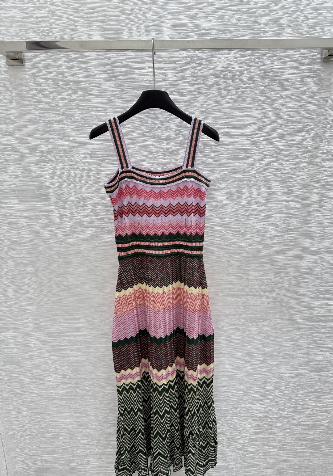 NO:432015,SD Home Summer New Style Striped Knitted Vest Skirt Color Color Size 36.38.40, Dior, Skirts, Alexander Wang19860909SD家 夏季新款 条纹针织背心裙 颜色彩色 尺码36.38.40,,dior,skirts,alexander wang,Women's clothing