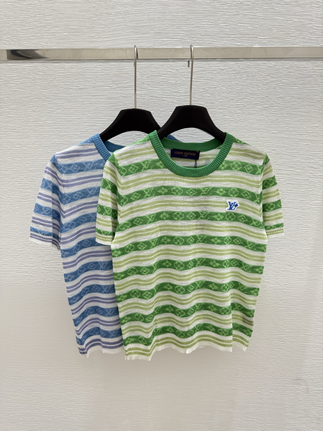NO:432873,L Home Summer New Style Striped Knitted Short Sleeve Color Green Blue Size 36.38.40, Louis vuitton, T-shirt, alexander wang19860909L家 夏季新款 条纹针织短袖 颜色绿色 蓝色 尺码36.38.40,,louis vuitton,T-shirt,alexander wang,Women's clothing