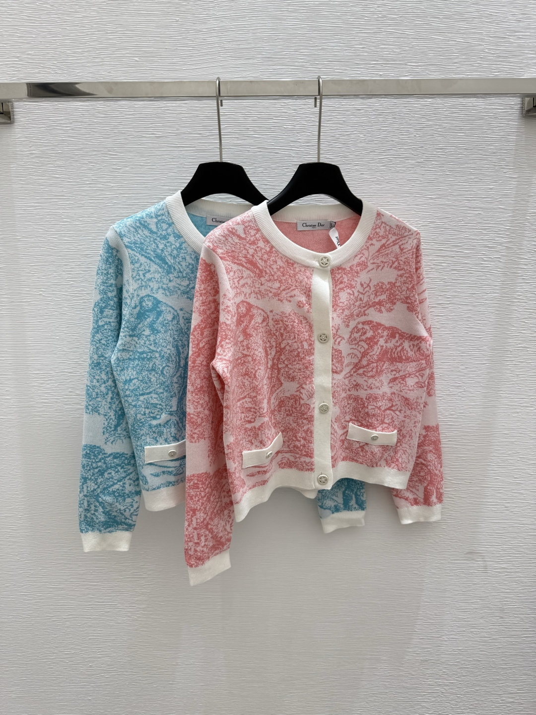 NO:433987,D Home New Summer Printed Knit Cardigan Long Sleeve Color Pink Blue Size 36.38.40, Dior, Alexander wang19860909D家 夏季新款 印花针织开衫长袖 颜色粉色 蓝色 尺码36.38.40,,dior,alexander wang,Women's clothing