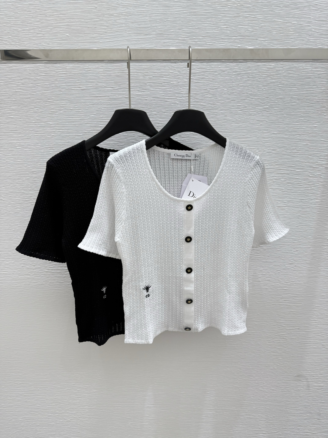 NO:434016,D Home Summer New Style Round Neck Knitted Cardigan Short Sleeve Color White Black Size 36.38.40, Dior, T-shirt, alexander wang19860909D家 夏季新款 圆领针织开衫短袖 颜色白色 黑色 尺码36.38.40,,dior,T-shirt,alexander wang,Women's clothing