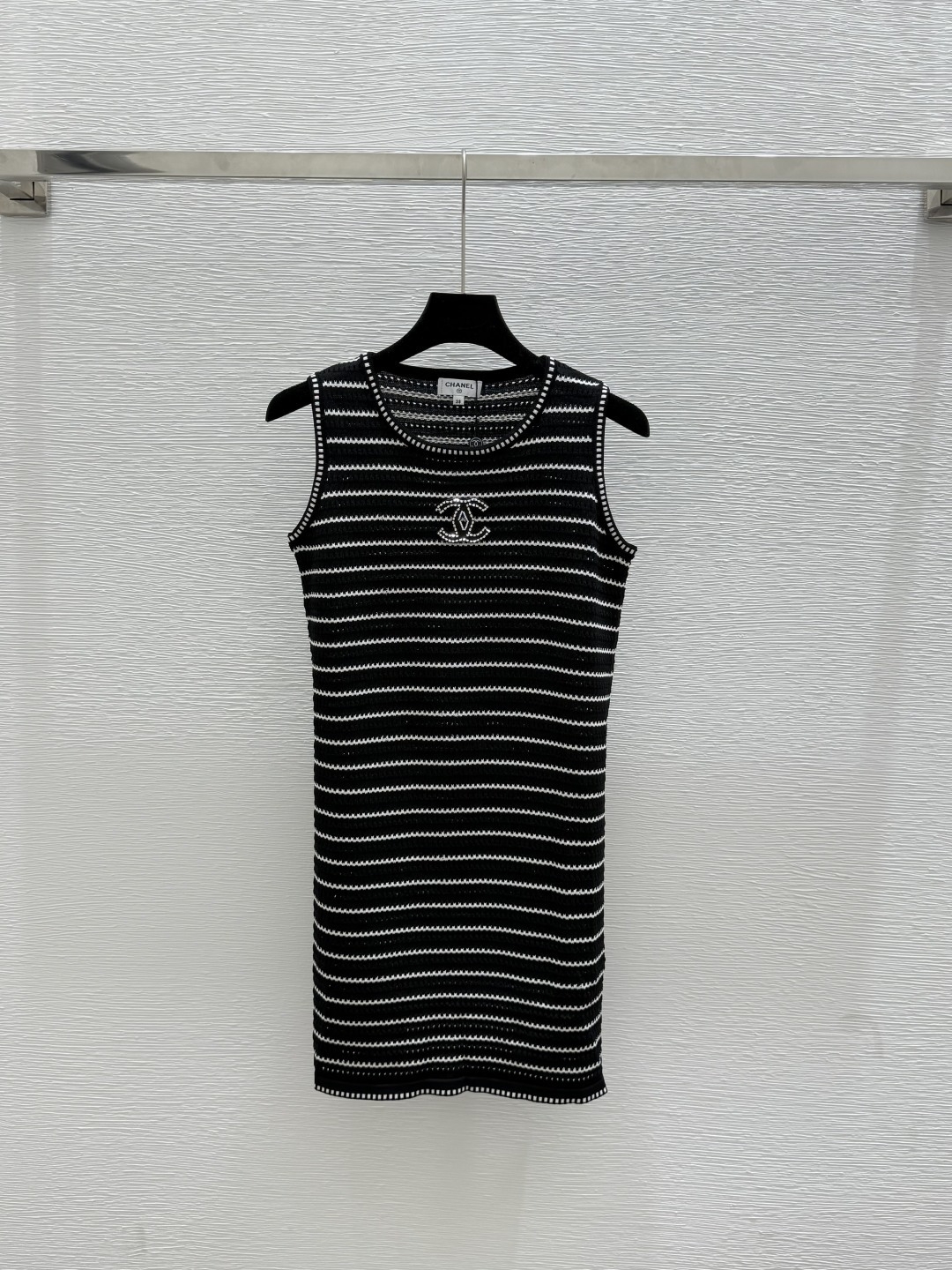 NO:434018,CH Home Summer New Style Striped Hollow Knitted Vest Dress Color Black Size 36.38.40, Skirts,alexander wang19860909CH家 夏季新款 条纹镂空针织背心连衣裙 颜色黑色 尺码36.38.40,,skirts,alexander wang,Women's clothing