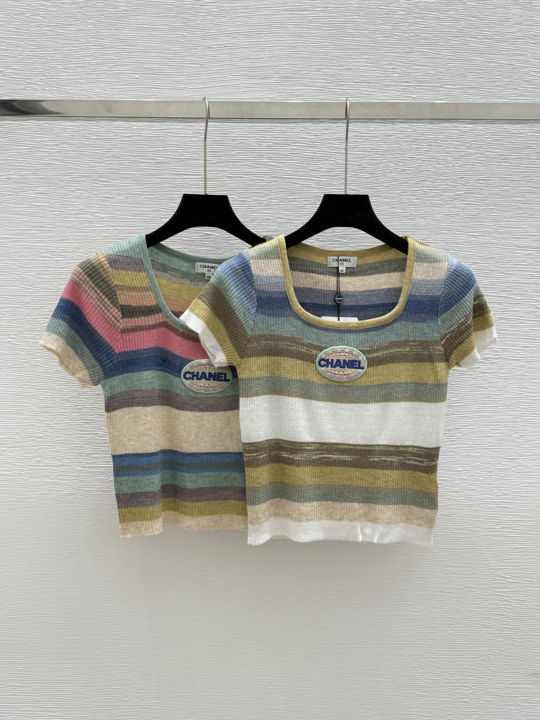 NO:434029,CH Home Summer New Style Color Striped Knitted Short Sleeve Color Pink White Size 36.38.40, T-shirt,alexander wang19860909CH家 夏季新款 彩色条纹针织短袖 颜色粉色 白色 尺码36.38.40,,T-shirt,alexander wang,Women's clothing