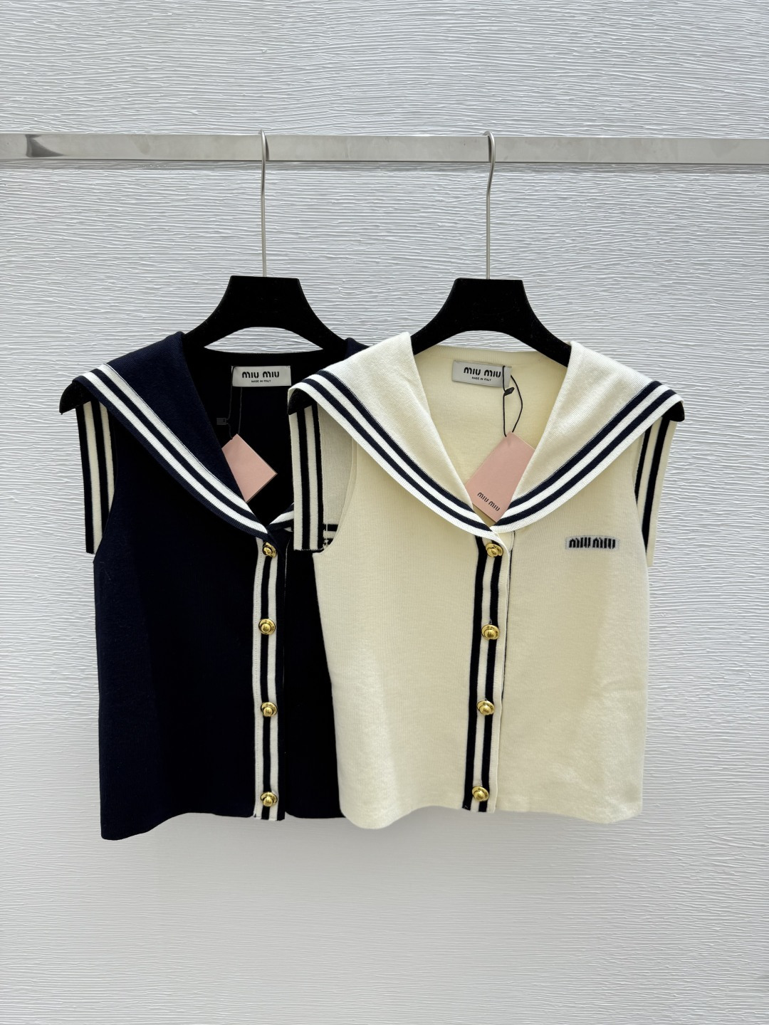 NO:434042,M Home New Summer Style College Style Navy Collar Knitted Vest Color Apricot Blue Size 36.38.40, Alexander Wang19860909M家 夏季新款 学院风海军领针织背心 颜色杏色 宝蓝 尺码36.38.40,,alexander wang,Women's clothing