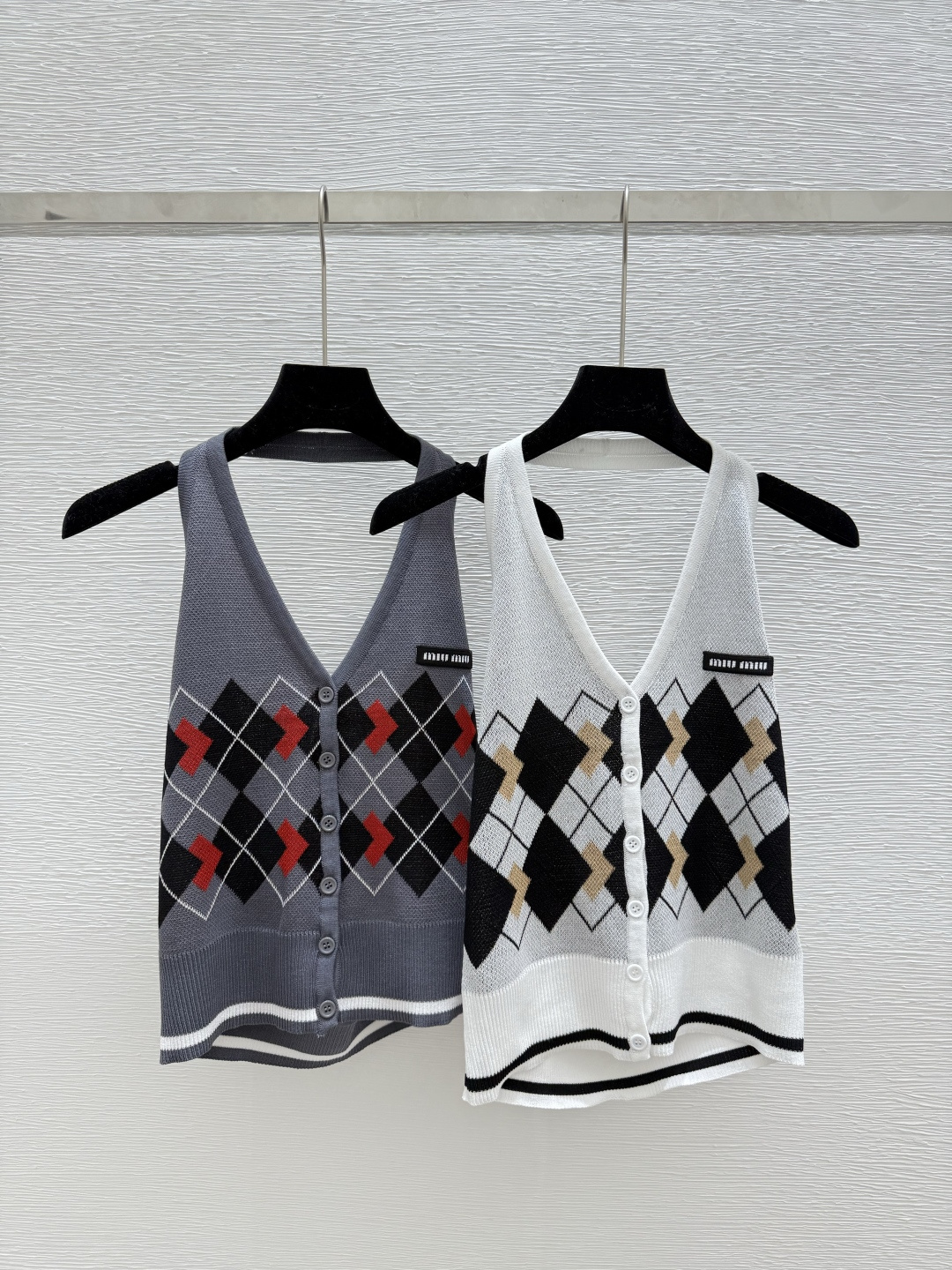 NO:434337,M Home Summer New Style Plaid Hanging Neck Knitted Vest Color White Gray Size 36.38.40, Alexander Wang19860909M家 夏季新款 格子挂脖针织背心 颜色白色 灰色 尺码36.38.40,,alexander wang,Women's clothing