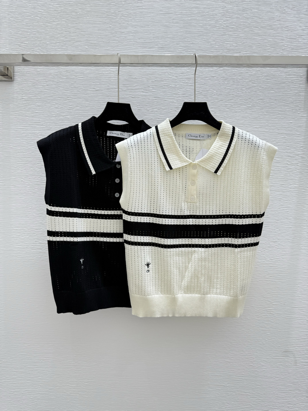 NO:434341,D Home New Summer Color Block Lapel Knitted Vest Color White Black Size 36.38.40, Dior, Alexander Wang19860909D家 夏季新款拼色翻领针织背心 颜色白色 黑色 尺码36.38.40,,dior,alexander wang,Women's clothing