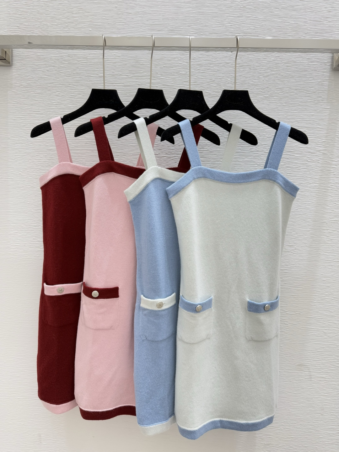 NO:434822,CH Summer new style color-blocking suspender vest dress Color wine red Pink Blue Gray Size 36.38.40, Skirts,alexander wang19860909CH 夏季新款 拼色吊带背心连衣裙 颜色酒红 粉色 蓝色 灰色 尺码36.38.40,,skirts,alexander wang,Women's clothing