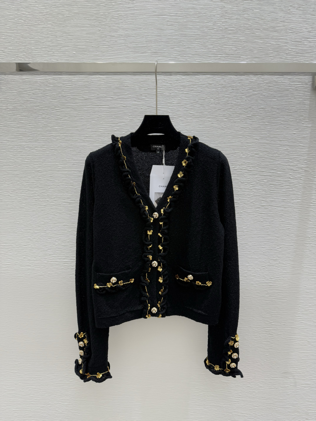 NO:434829,CH Home Summer New Style Heavy Industry Gold and Silver Wire Bead Chip Knitted Cardigan Color Black Size 36.38.40, Alexander Wang19860909CH家 夏季新款 重工金银线珠片针织开衫 颜色黑色 尺码36.38.40,,alexander wang,Women's clothing