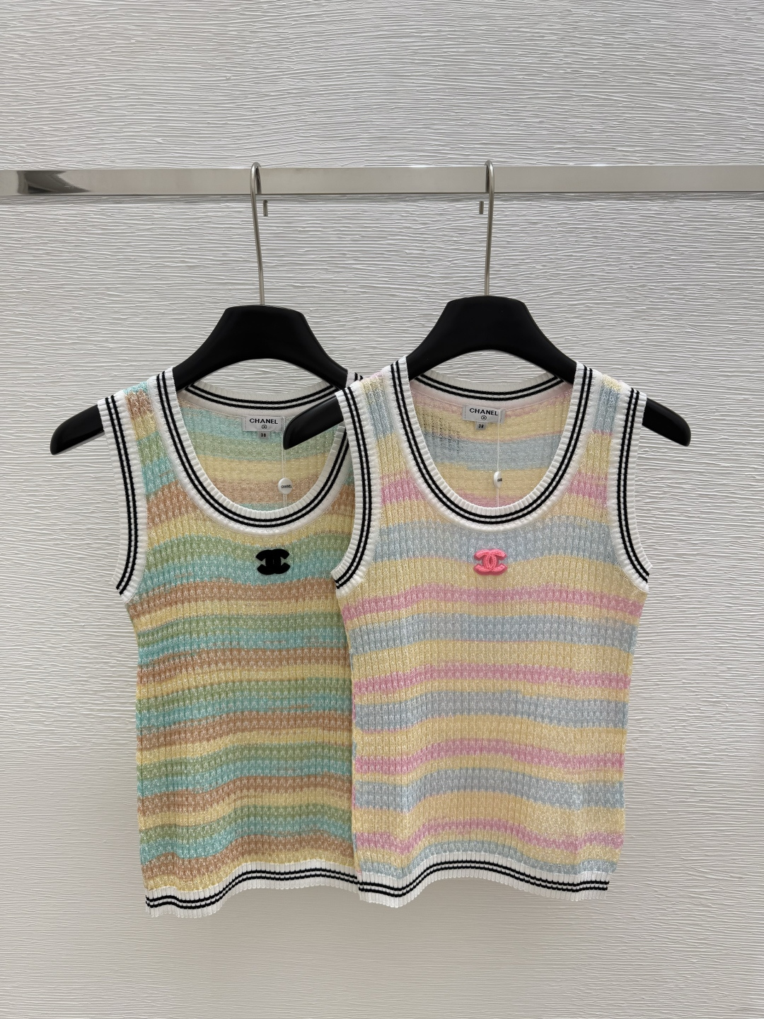 NO:435298,CH Home Summer New Dopamine Stripe Knitted Vest Color Green. Pink Size 36.38.40, Alexander wang19860909CH家 夏季新款 多巴胺条纹针织背心 颜色绿色.粉色 尺码36.38.40,,alexander wang,Women's clothing