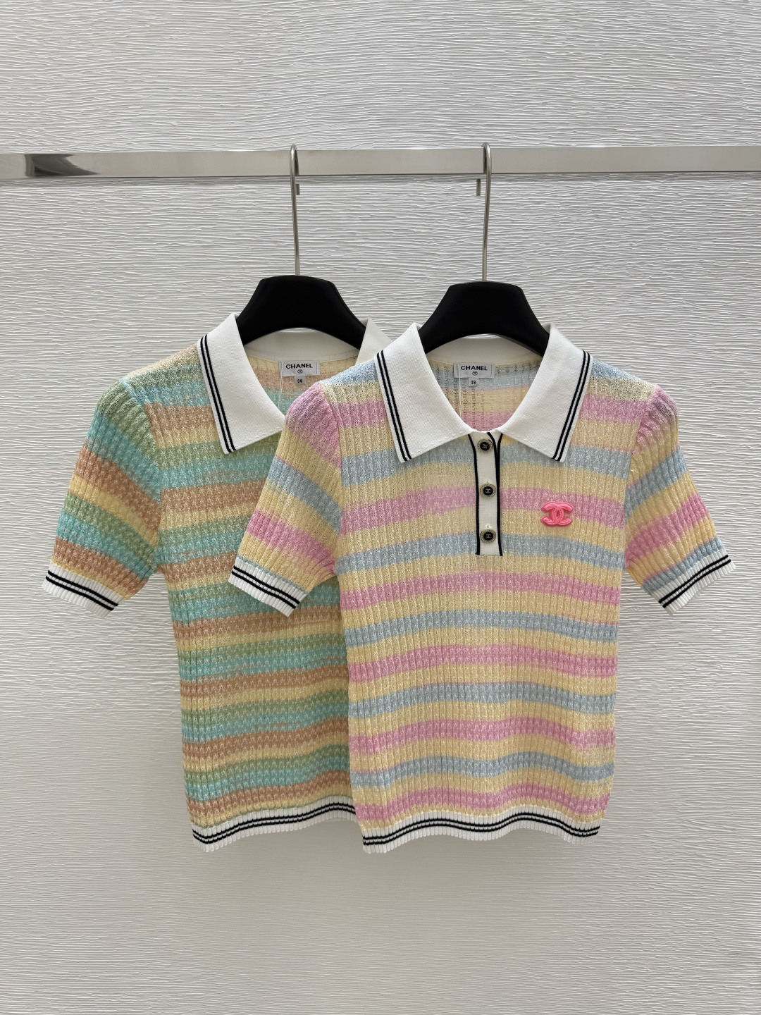 NO:435296,CH Home Summer New Dopamine Stripe Knitted Lapel Short Sleeve Color Green. Pink Size 36.38.40, T-shirt,alexander wang19860909CH家 夏季新款 多巴胺条纹针织翻领短袖 颜色绿色.粉色 尺码36.38.40,,T-shirt,alexander wang,Women's clothing