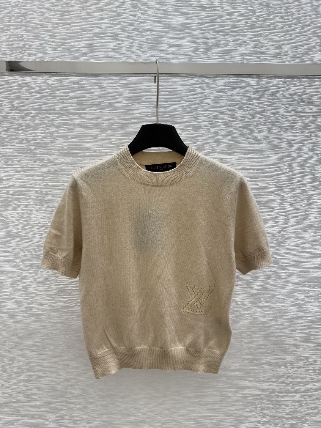 NO:435260,L Home Summer New Style Simple Solid Color Knitted Round Neck Color Khaki Size 36.38.40, Louis vuitton,alexander wang19860909L家 夏季新款 简约纯色针织圆领 颜色卡其 尺码36.38.40,,louis vuitton,alexander wang,Women's clothing