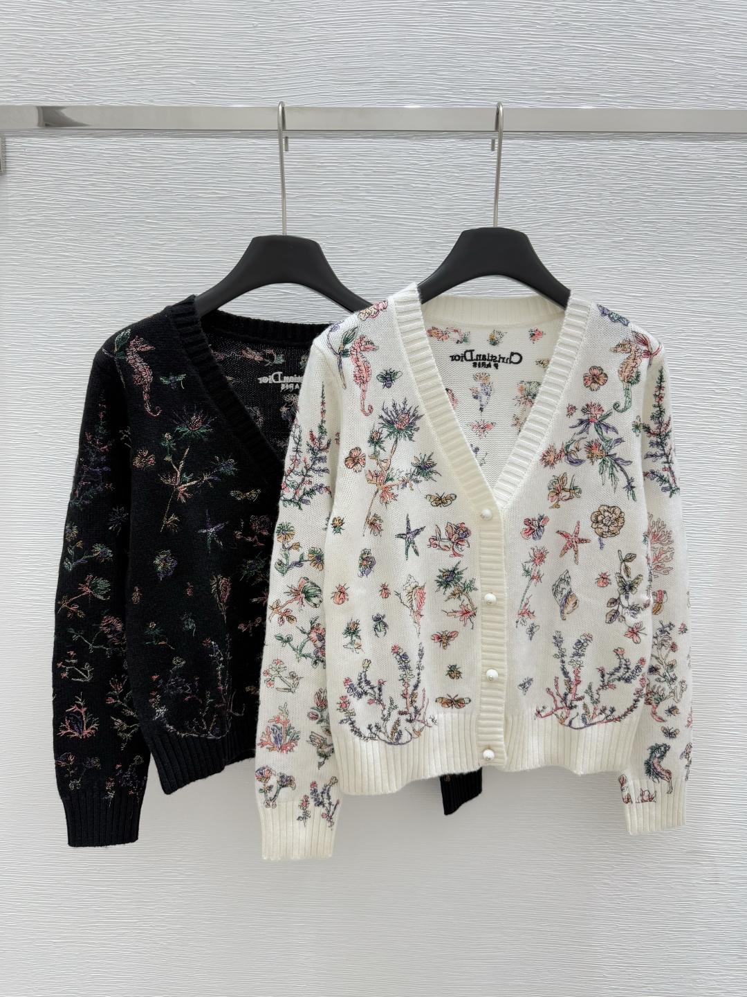 NO:442553,D Home Early Autumn New Style Ocean Pattern Embroidery Knitted Long Sleeve Open Color White Black Size 36.38.40, Dior, Alexander wang19860909D家 早秋新款 海洋图案刺绣针织长袖开 颜色白色 黑色 尺码36.38.40,,dior,alexander wang,Women's clothing