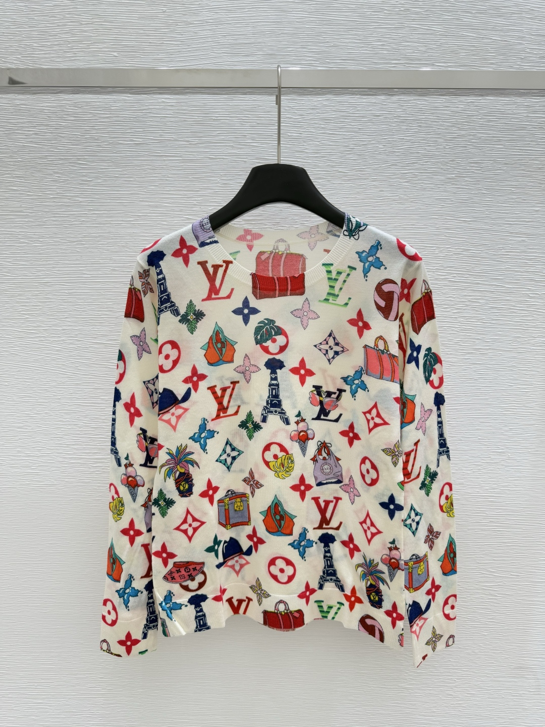 NO:442619,L Home Early Autumn New Style Old Flower Logo Knitted Round Neck Long Sleeve Color Apricot Size 36.38.40, louis vuitton,alexander wang19860909L家 早秋新款 老花Logo针织圆领长袖 颜色杏色 尺码36.38.40,,louis vuitton,alexander wang,Women's clothing