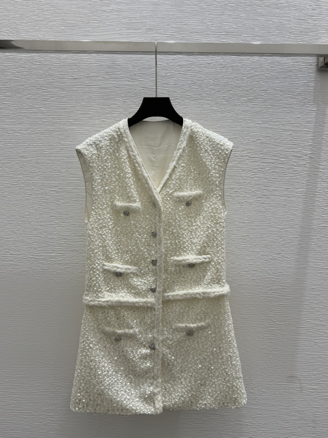 NO:436377,CH Home Summer New Style Beaded V-neck Vest Skirt Color White Size 36.38.40, Skirts, Alexander Wang19860909CH家 夏季新款 珠片V领背心裙 颜色白色 尺码36.38.40,,skirts,alexander wang,Women's clothing