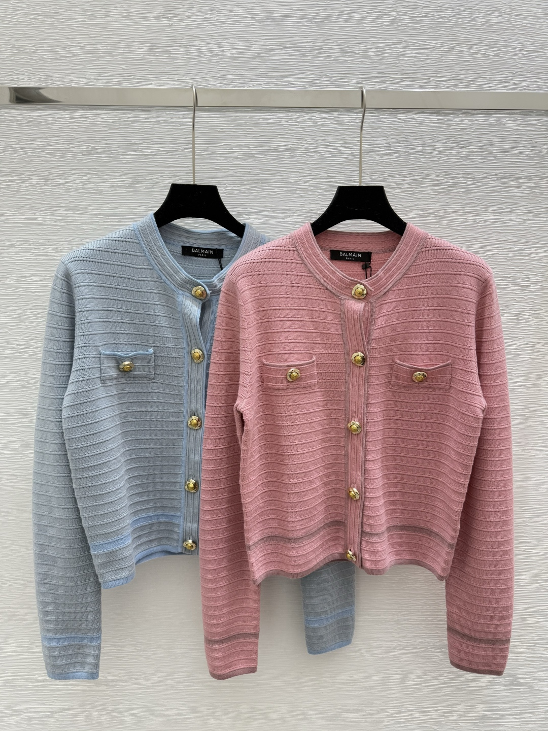 NO:440611,BA Home Early Autumn New Striped Round Neck Knit Cardigan Color Pink Blue Size 36.38.40,,alexander wang19860909BA家 早秋新款 条纹圆领针织开衫 颜色粉色 蓝色 尺码36.38.40,,alexander wang,Women's clothing