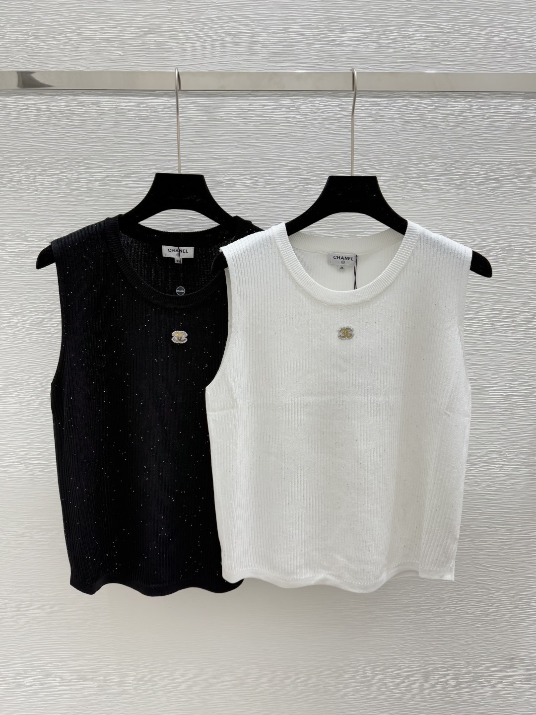 NO:442564,CH Home Summer New Style Solid Color Bead Chip Knitted Vest Color White Black Size 36.38.40, Alexander Wang19860909CH家 夏季新款 纯色珠片针织背心 颜色白色 黑色 尺码36.38.40,,alexander wang,Women's clothing