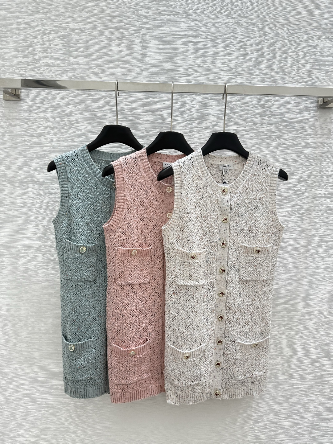 NO:442648,CH Home Summer New Small Flavor Wind Dot Knitted Vest Skirt Color Apricot Pink Green Size 36.38.40, Skirts,alexander wang19860909CH家 夏季新款小香风波点针织背心裙 颜色杏色 粉色 绿色 尺码36.38.40,,skirts,alexander wang,Women's clothing