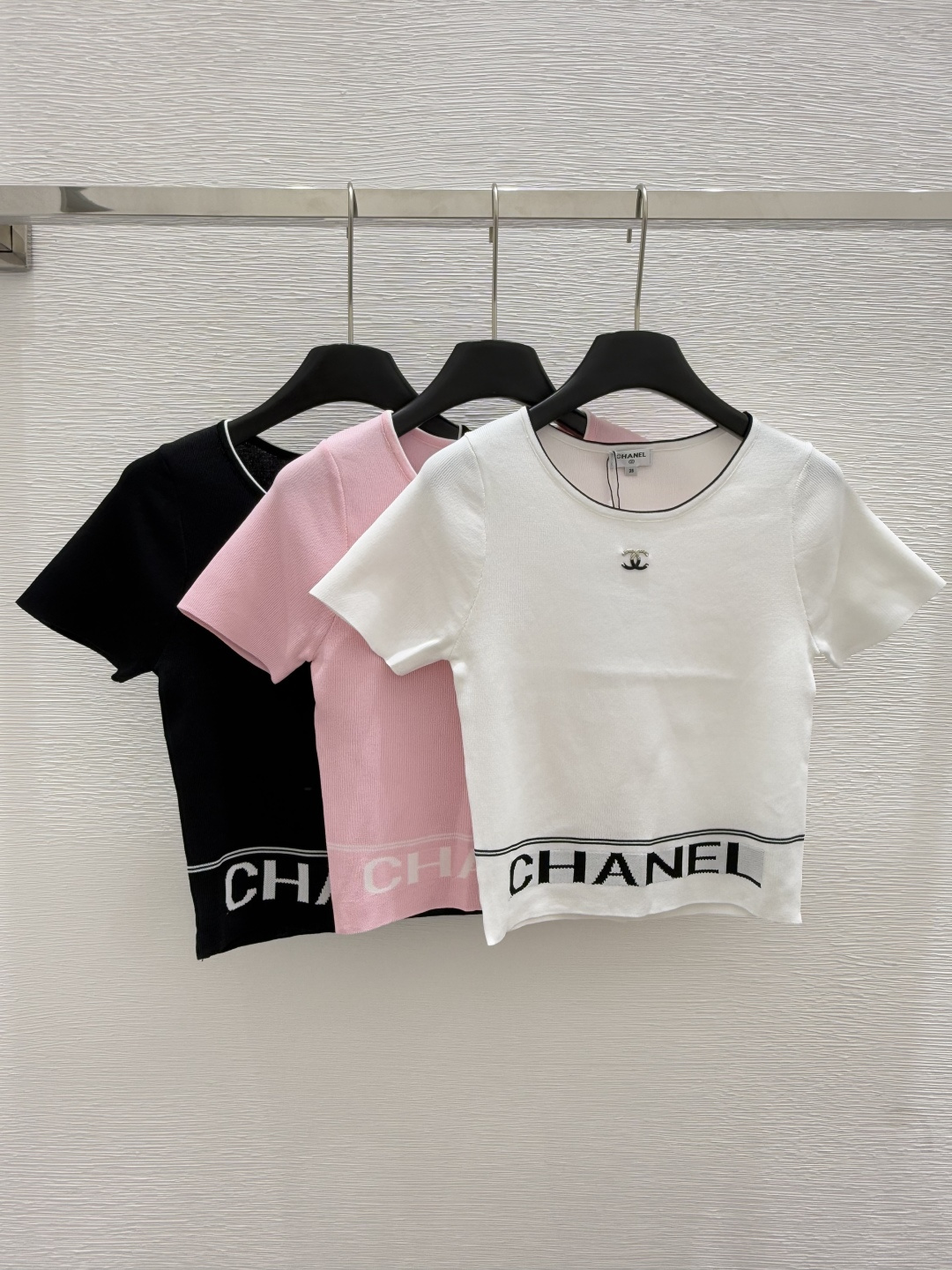 NO:443823,CH Home Summer New Style Solid Color Letter Round Neck Knitted Short Sleeve Color White Pink Black Size 36.38.40, T-shirt,alexander wang19860909CH家 夏季新款 纯色字母圆领针织短袖 颜色白色 粉色 黑色 尺码36.38.40,,T-shirt,alexander wang,Women's clothing