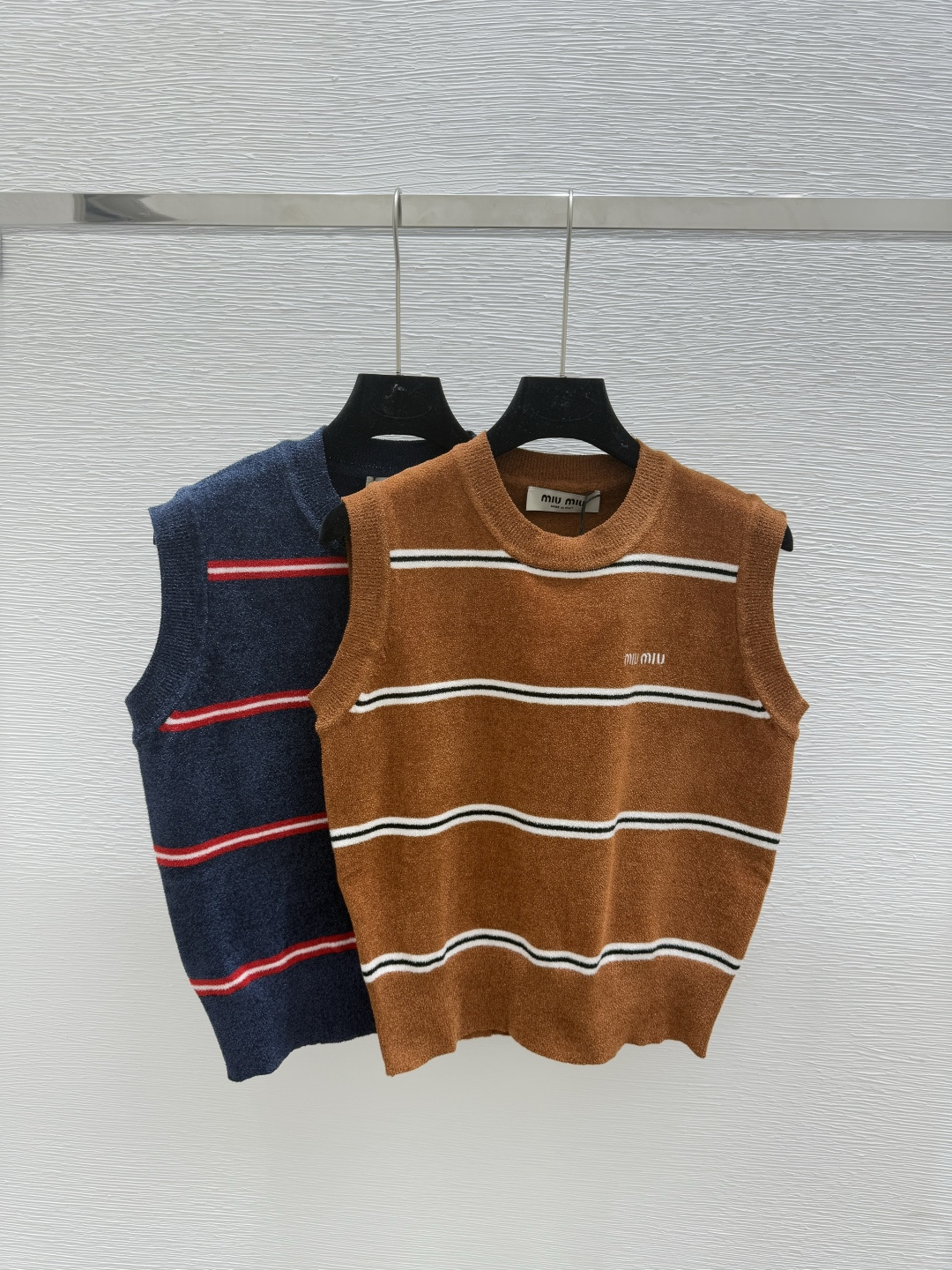 NO:446656,M Home Summer New Style Contrast Striped Round Neck Knitted Vest Color Clay Royal Blue Size 36.38.40, Alexander Wang19860909M家 夏季新款 撞色条纹圆领针织背心 颜色咖色 宝蓝 尺码36.38.40,,alexander wang,Women's clothing