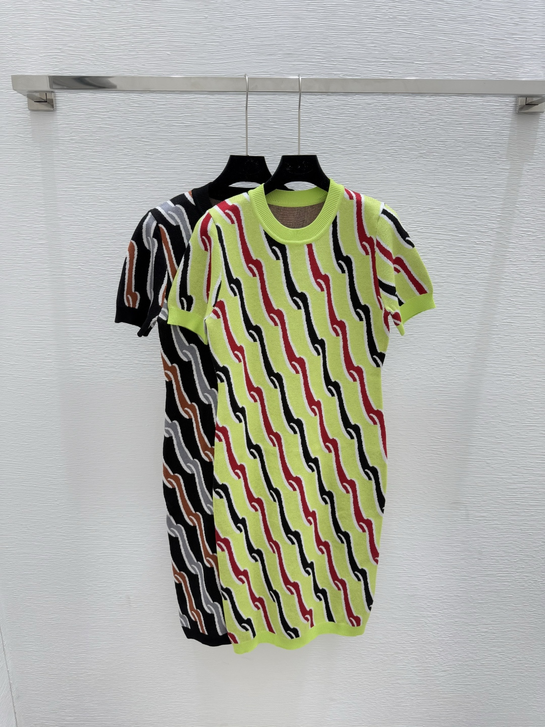 NO:449590,G Home Early Autumn New Style Pattern Round Neck Knitted Dress Color Green Black Size 36.38.40, gucci, skirts, alexander wang19860909G家 早秋新款 花纹圆领针织连衣裙 颜色绿色 黑色 尺码36.38.40,,gucci,skirts,alexander wang,Women's clothing