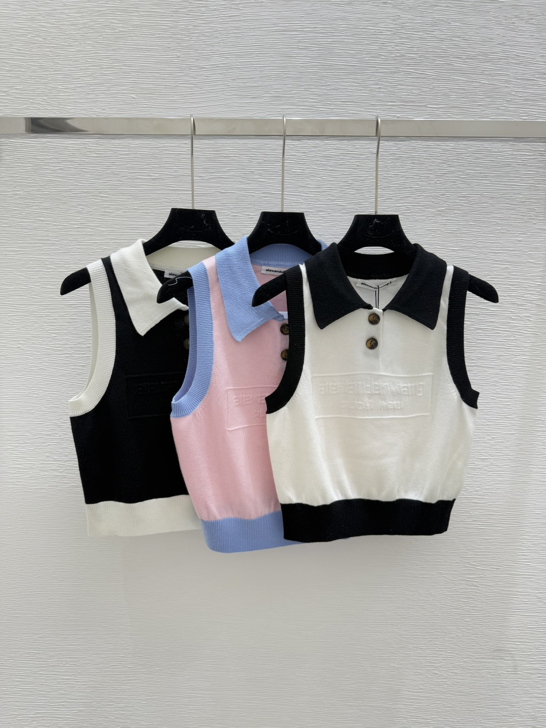 NO:449584,AW Home Summer New Style Color Block Lapel Knitted Short Sleeve Color White Pink Black Size 36.38.40, T-shirt,alexander wang19860909AW家 夏季新款 拼色翻领针织短袖 颜色白色 粉色 黑色 尺码36.38.40,,T-shirt,alexander wang,Women's clothing