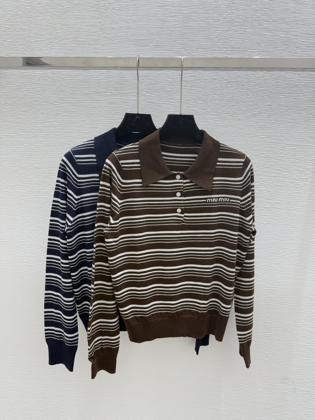NO:449583,M Home Early Autumn New Contrast Striped Lapel Knitted Long Sleeve Color Clay Royal Blue Size 36.38.40, Alexander Wang19860909M家 早秋新款 撞色条纹翻领针织长袖 颜色咖色 宝蓝 尺码36.38.40,,alexander wang,Women's clothing