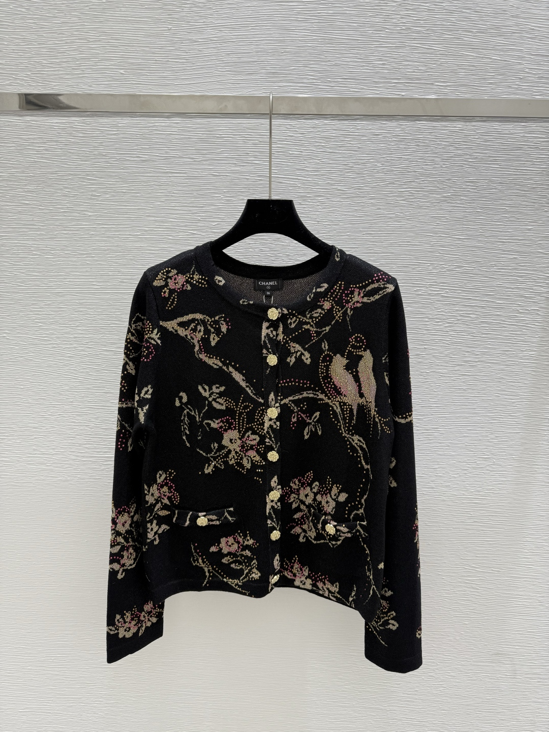 NO:449524,CH Home Early Autumn New Style, Diamond Printed Round Neck Knitted Cardigan Color Black Size 36.38.40,,alexander wang19860909CH家 早秋新款 烫钻印花圆领针织开衫 颜色黑色 尺码36.38.40,,alexander wang,Women's clothing