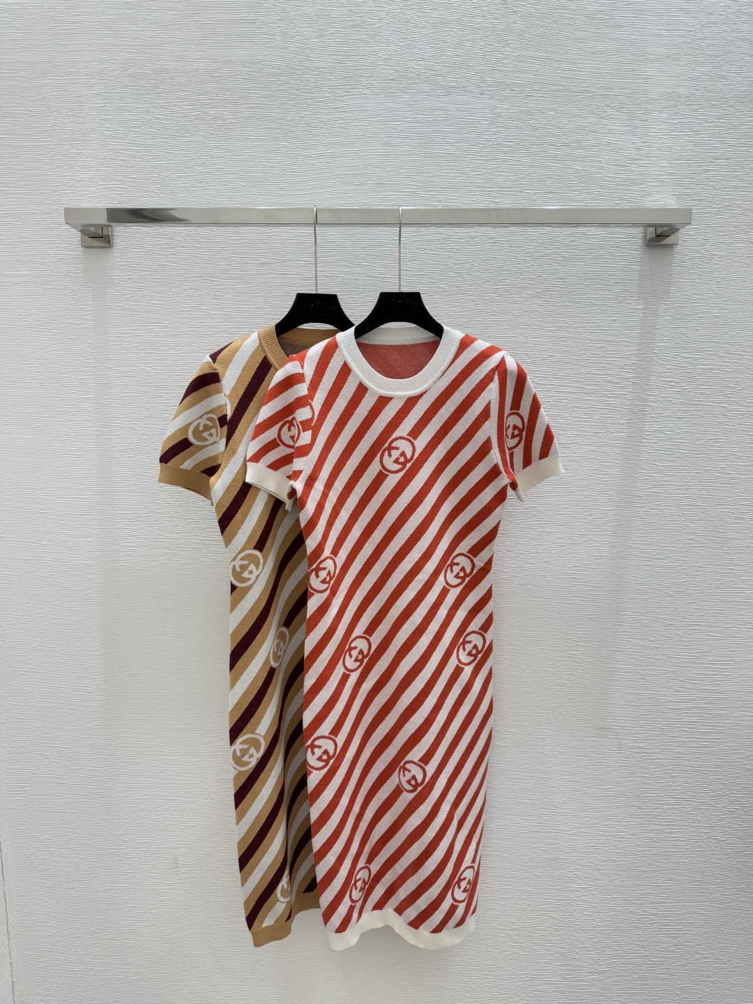 NO:450103,G Home Summer New Logo Striped Knitted Dress Color Orange Khaki Size 36.38.40, gucci, skirts, alexander wang19860909G家 夏季新款logo条纹针织连衣裙 颜色橘色 卡其 尺码36.38.40,,gucci,skirts,alexander wang,Women's clothing