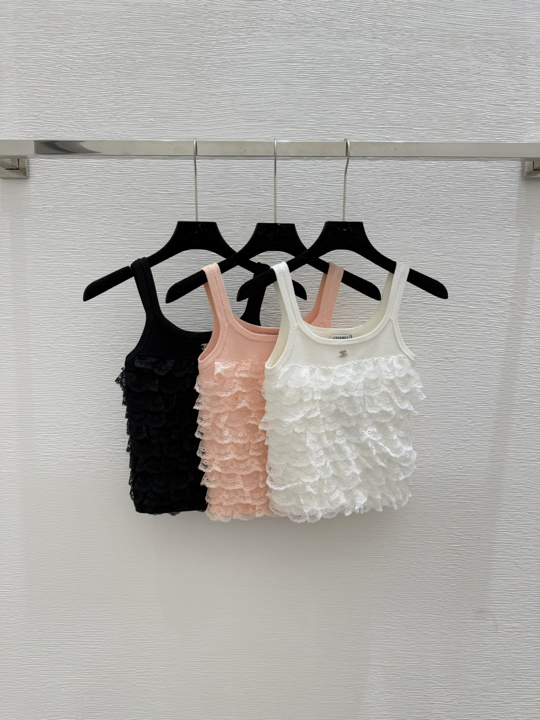 NO:450328,CH Home Summer New Lace Knitted Sling Color White Pink Black Size 36.38.40, Alexander Wang19860909CH家 夏季新款蕾丝边针织吊带 颜色白色 粉色 黑色 尺码36.38.40,,alexander wang,Women's clothing