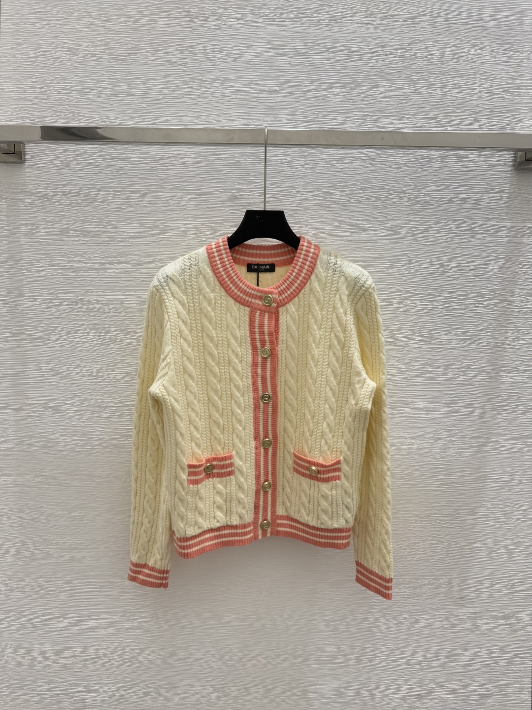 NO:452433,BA Home New Summer Color Block Round Neck Knit Cardigan Color Yellow Size 36.38.40, Alexander Wang19860909BA家 夏季新款拼色圆领针织开衫 颜色黄色 尺码36.38.40,,alexander wang,Women's clothing
