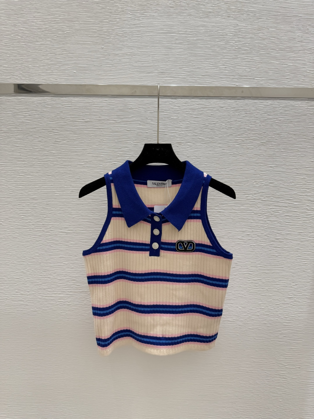 NO:451589,VA Home Summer New Contrast Striped Lapel Knitted Vest Color Blue Size 36.38.40, Alexander Wang19860909VA家 夏季新款撞色条纹翻领针织背心 颜色蓝色 尺码36.38.40,,alexander wang,Women's clothing