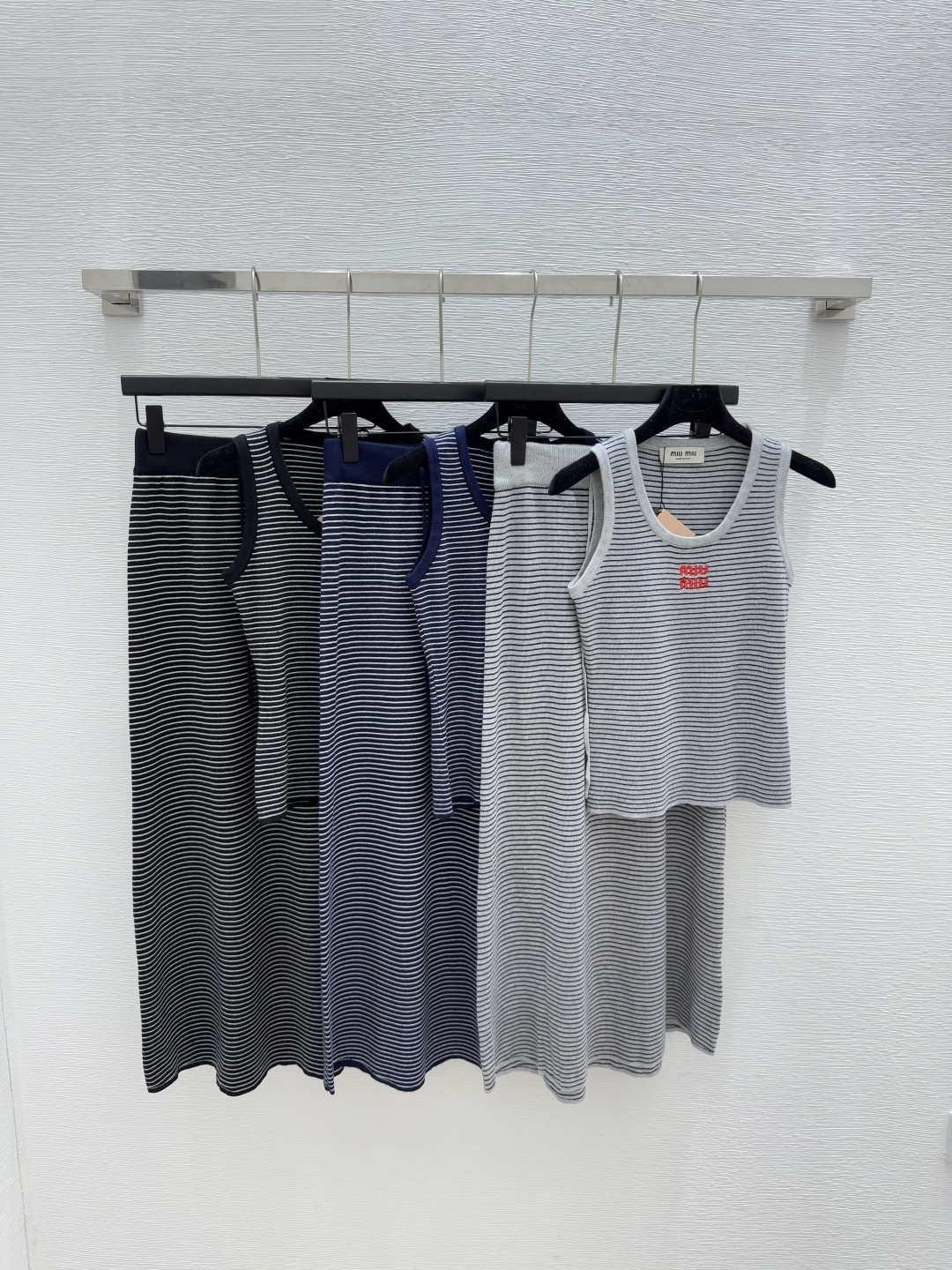 NO:451565,M Home New Summer Stripe Knit Set Color Gray Royal Blue Black Size 36.38.40, Alexander wang19860909M家 夏季新款条纹针织套装 颜色灰色 宝蓝 黑色 尺码36.38.40,,alexander wang,Women's clothing