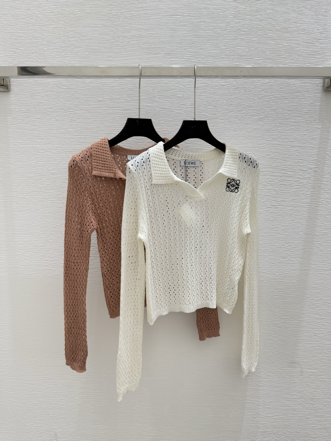 NO:451534,LO Home Early Autumn New Lapel Hollow Knitted Long Sleeve Color White Pink Size 36.38.40, Alexander wang19860909LO家 早秋新款翻领镂空针织长袖 颜色白色 粉色 尺码36.38.40,,alexander wang,Women's clothing