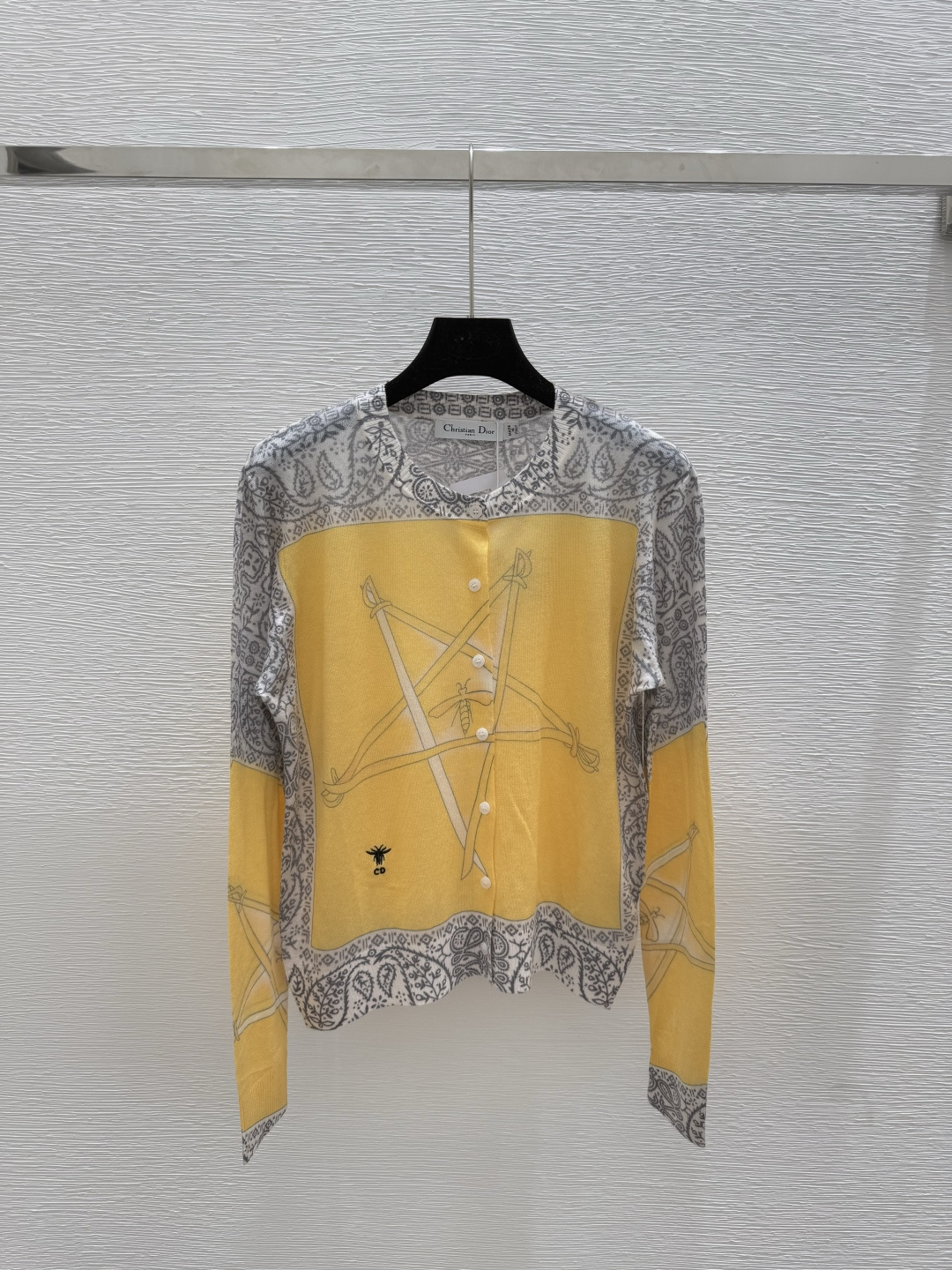 NO:451504,D Home Early Autumn New Five-pointed Star Print Round Neck Knitted Long Sleeve Color Yellow Size 36.38.40, Dior, Alexander wang19860909D家 早秋新款五角星印花圆领针织长袖 颜色黄色 尺码36.38.40,,dior,alexander wang,Women's clothing
