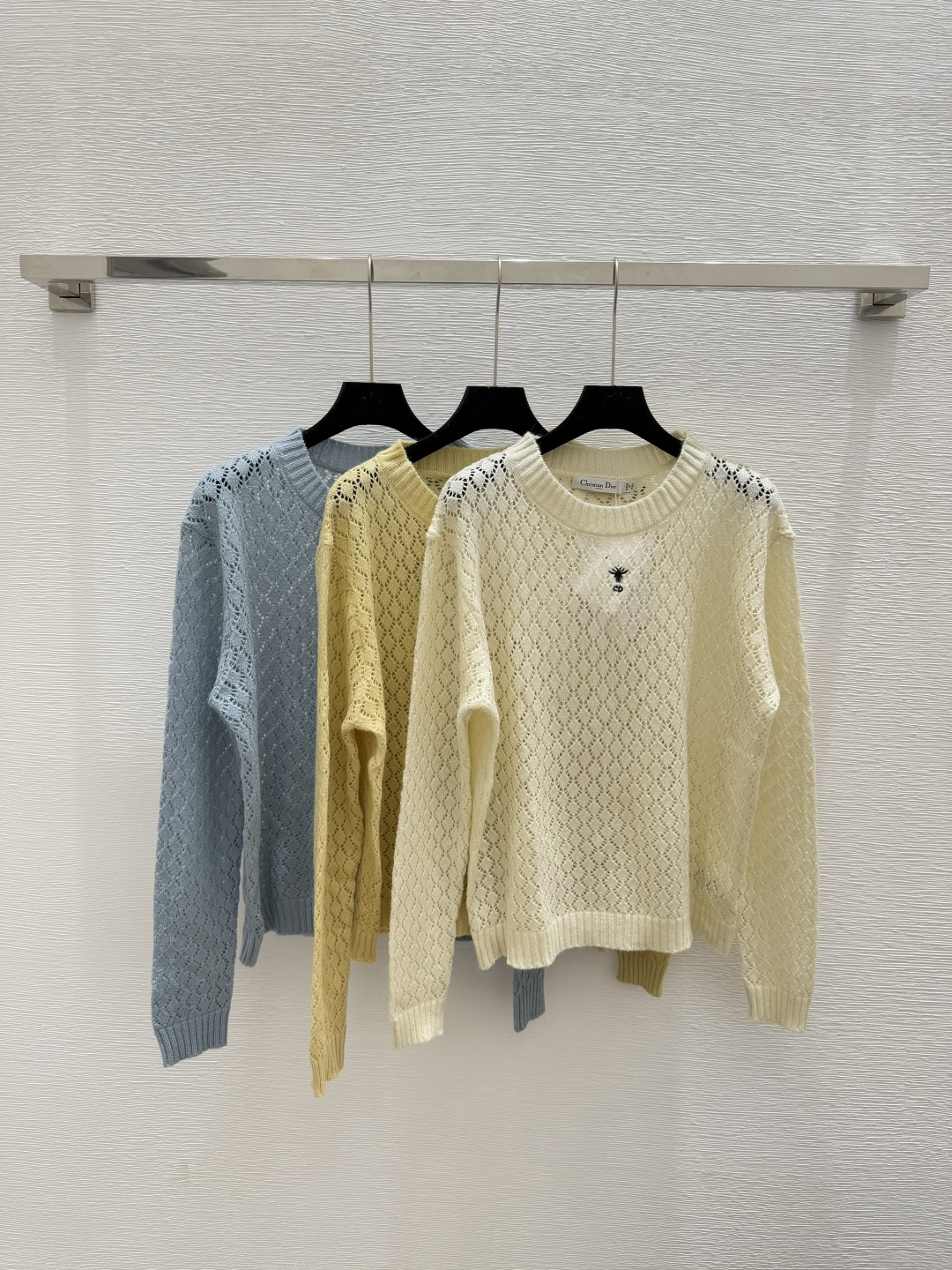 NO:451599,D Home Summer New Solid Color Hollow Knitted Long Sleeve Color Apricot Yellow Blue Size 36.38.40, Dior, Alexander wang19860909D家 夏季新款纯色镂空针织长袖 颜色杏色 黄色 蓝色 尺码36.38.40,,dior,alexander wang,Women's clothing