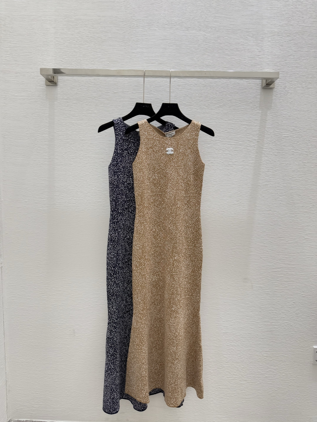NO:453415,CH Home Summer New Style Pretty Round Neck Knitted Vest Skirt Color Coffee Royal Blue Size 36.38.40, Skirts, Alexander Wang19860909CH家 夏季新款老花圆领针织背心裙 颜色咖啡 宝蓝 尺码36.38.40,,skirts,alexander wang,Women's clothing