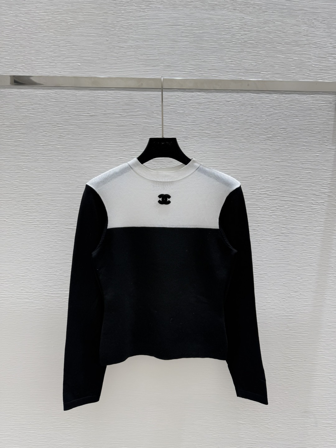 NO:454358,CH Home Early Autumn New Color Block Round Neck Knitted Long Sleeve Color Black Size 36.38.40, Alexander Wang19860909CH家 早秋新款拼色圆领针织长袖 颜色黑色 尺码36.38.40,,alexander wang,Women's clothing