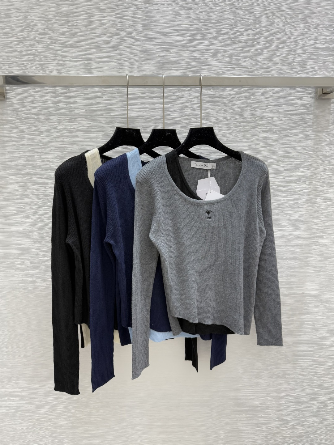 NO:455032,D Home Early Autumn New Style Fake Two-piece Knitted Long Sleeve Color Gray Royal Blue Black Size 36.38.40, Dior, Alexander wang19860909D家 早秋新款 假两件针织长袖 颜色灰色 宝蓝 黑色 尺码36.38.40,,dior,alexander wang,Women's clothing