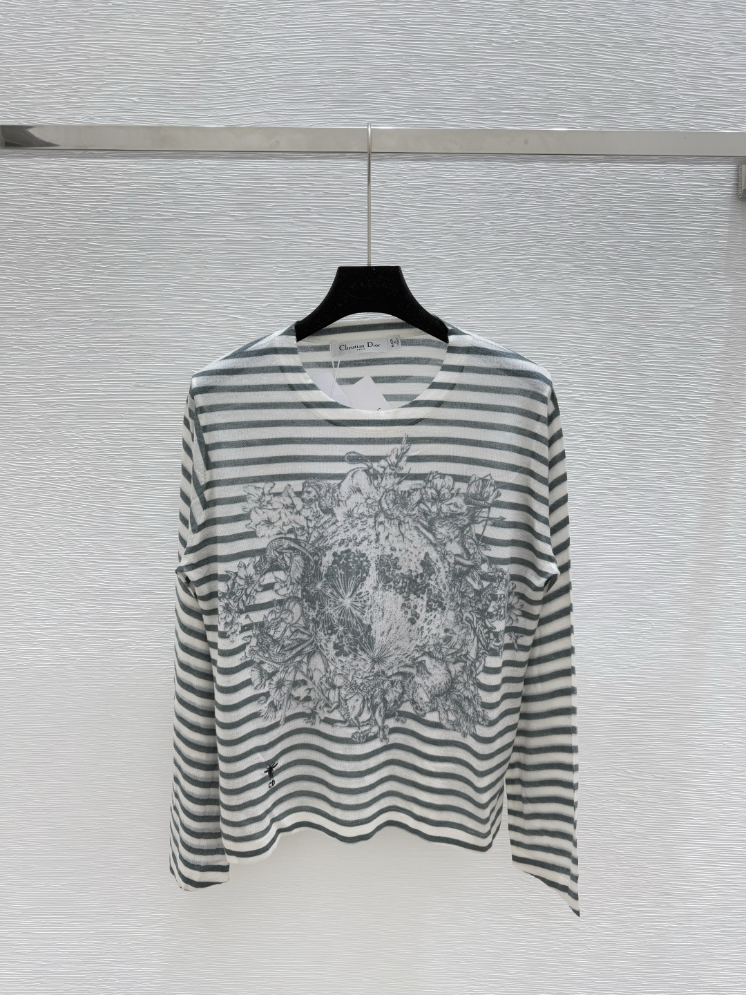NO:455060,D Home Early Autumn New Striped Animal Print Knitted Long Sleeve Color Gray Green Size 36.38.40, Dior, Alexander wang19860909D家 早秋新款 条纹动物印花针织长袖 颜色灰绿 尺码36.38.40,,dior,alexander wang,Women's clothing