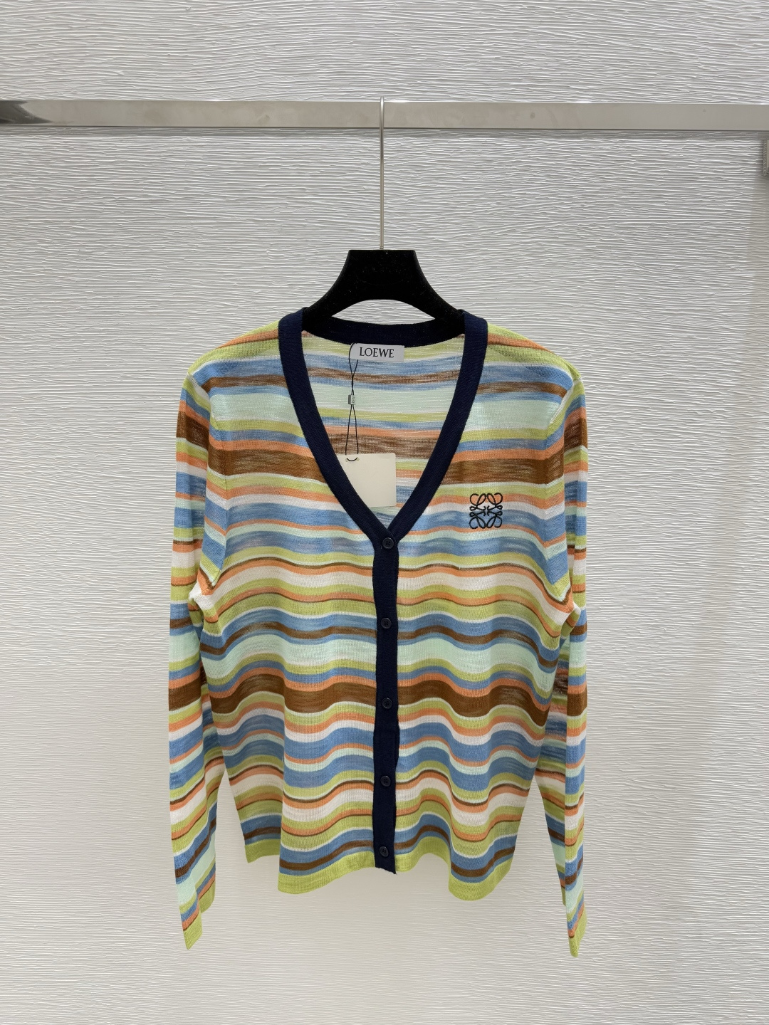 NO:455034,LO Home Early Autumn New Contrast Striped V-neck Knitted Long Sleeve Cardigan Color Blue Size 36.38.40, Alexander wang19860909LO家 早秋新款 撞色条纹V领针织长袖开衫 颜色蓝色 尺码36.38.40,,alexander wang,Women's clothing