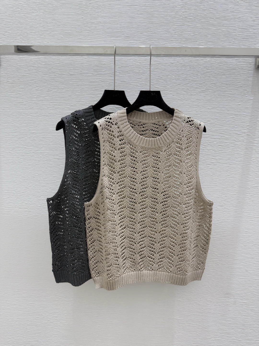 NO:455750,BC Home Summer New Style Solid Color Hollow Round Neck Knitted Vest Color Oats Gray Size 36.38.40, Chanel, Alexander Wang19860909BC家 夏季新款 纯色镂空圆领针织背心 颜色燕麦 灰色 尺码36.38.40,,chanel,alexander wang,Women's clothing