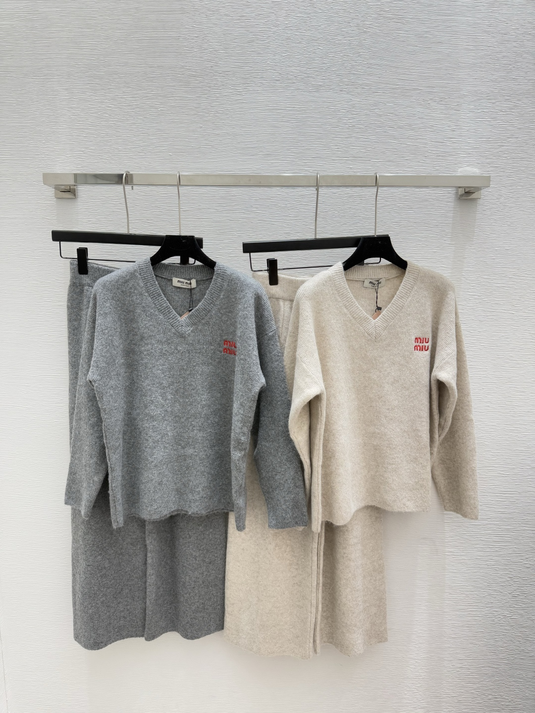 NO:461857,M Home Early Autumn New Style Solid Color Simple Knitted Set Color Oats Gray Size 36.38.40, Alexander wang19860909M家 早秋新款 纯色简约针织套装 颜色燕麦 灰色 尺码36.38.40,,alexander wang,Women's clothing
